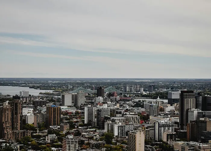 Pensione Popolo Montreal