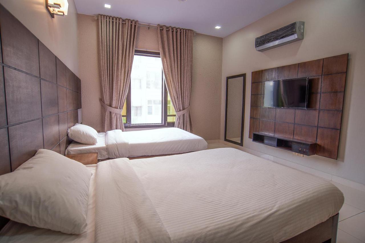 Standard King Room