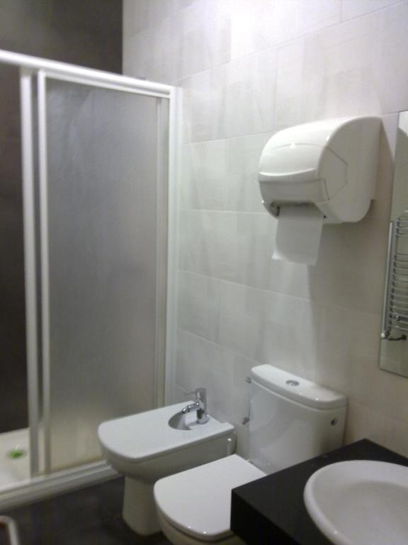 Twin Room with Shared Bathroom