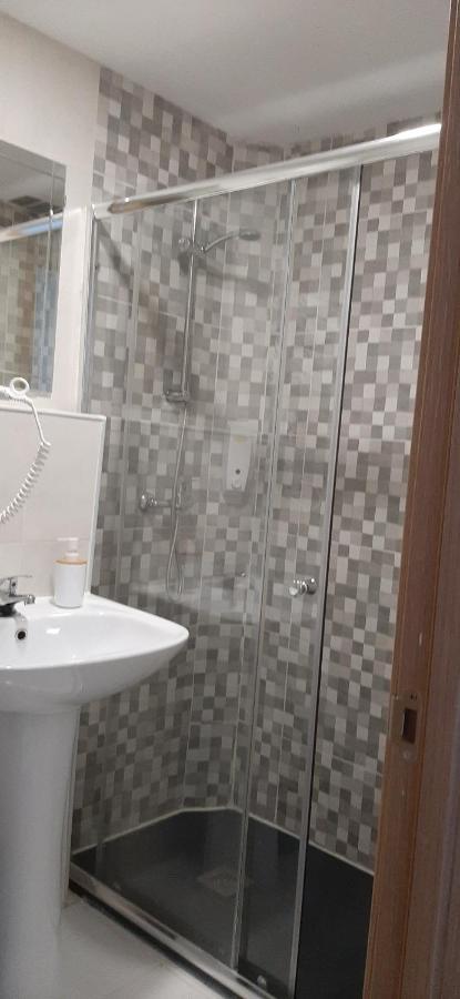 Habitación Cuádruple con baño