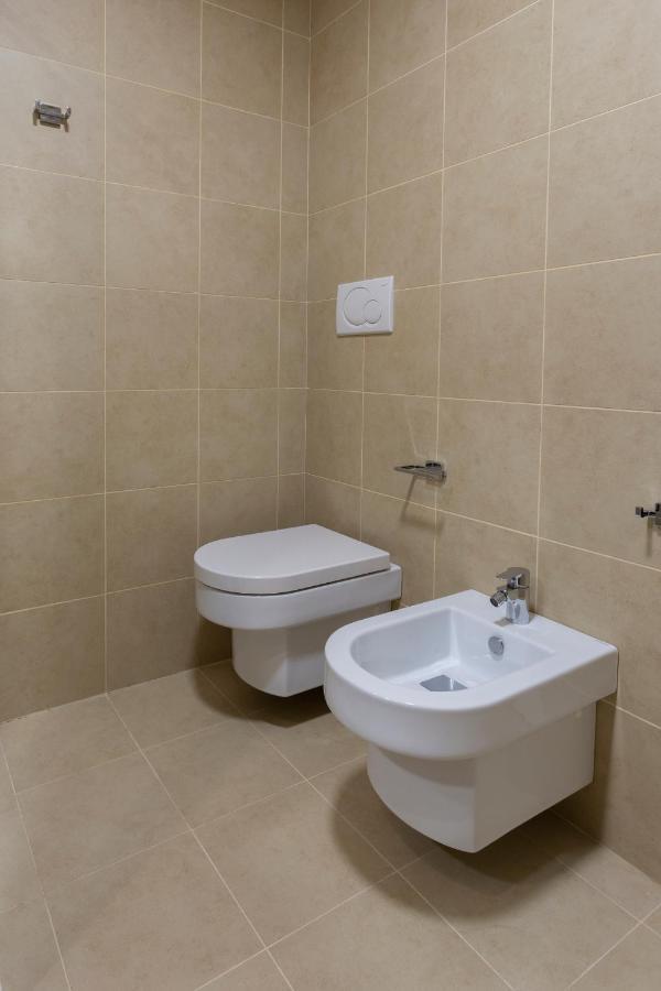 Double Room,1063288966:JPEG