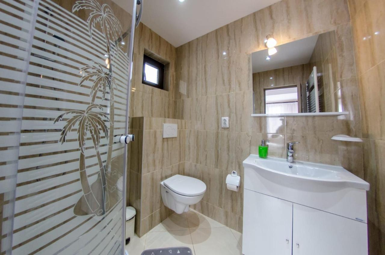 Habitación Triple Confort con ducha