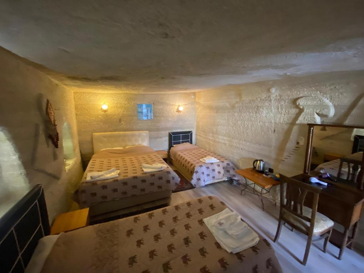 Family Cave Room