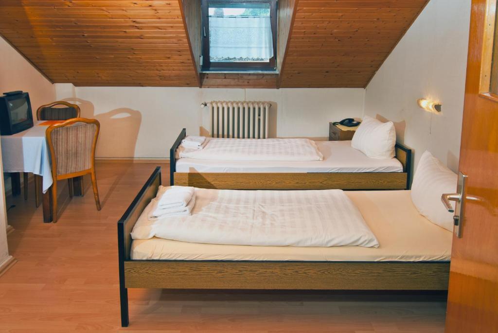 Zweibettzimmer
