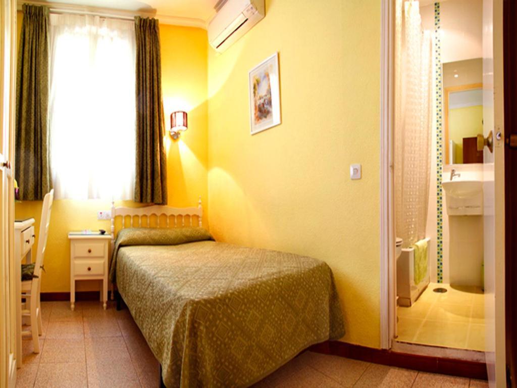 Single Room,47500072:JPEG