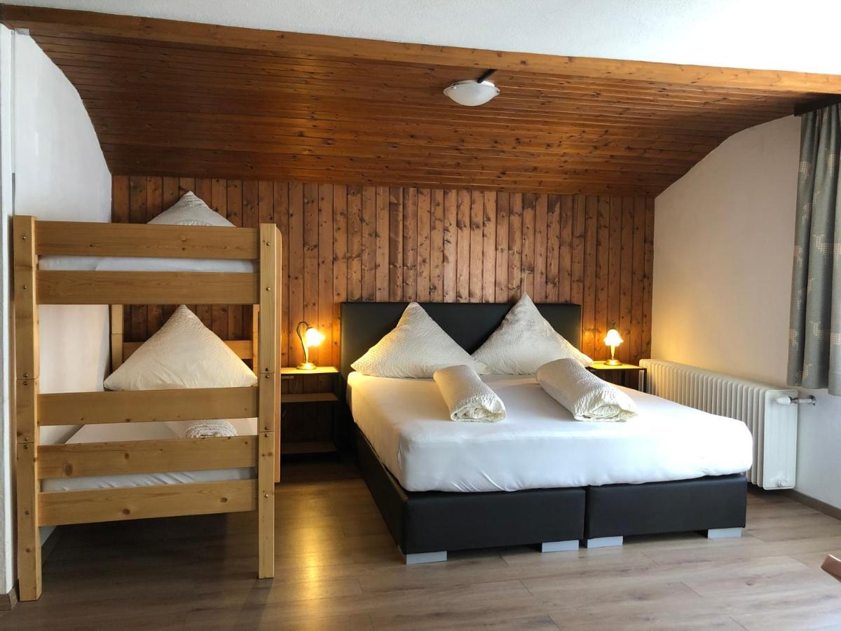 Studio-Apartment mit Balkon