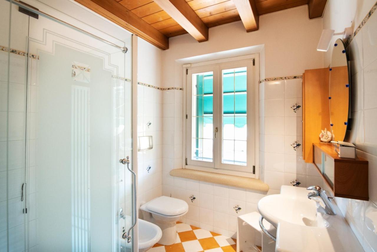 Dreibettzimmer mit eigenem Bad