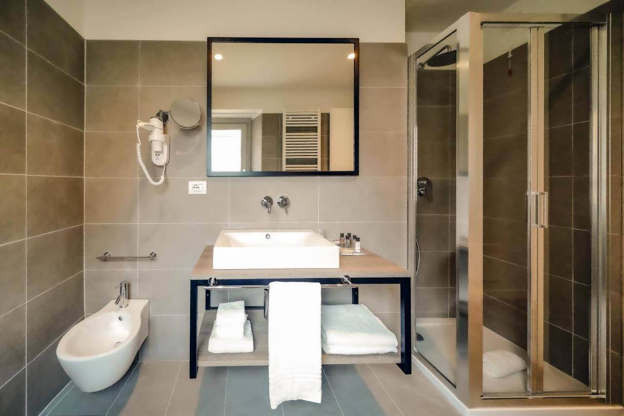 Two Connecting Double Rooms