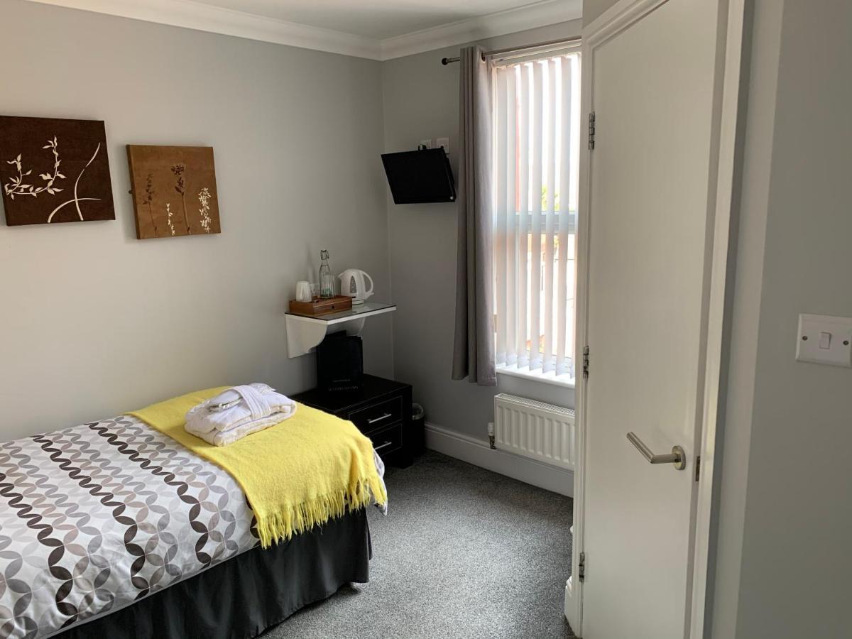 Single Room with Shower