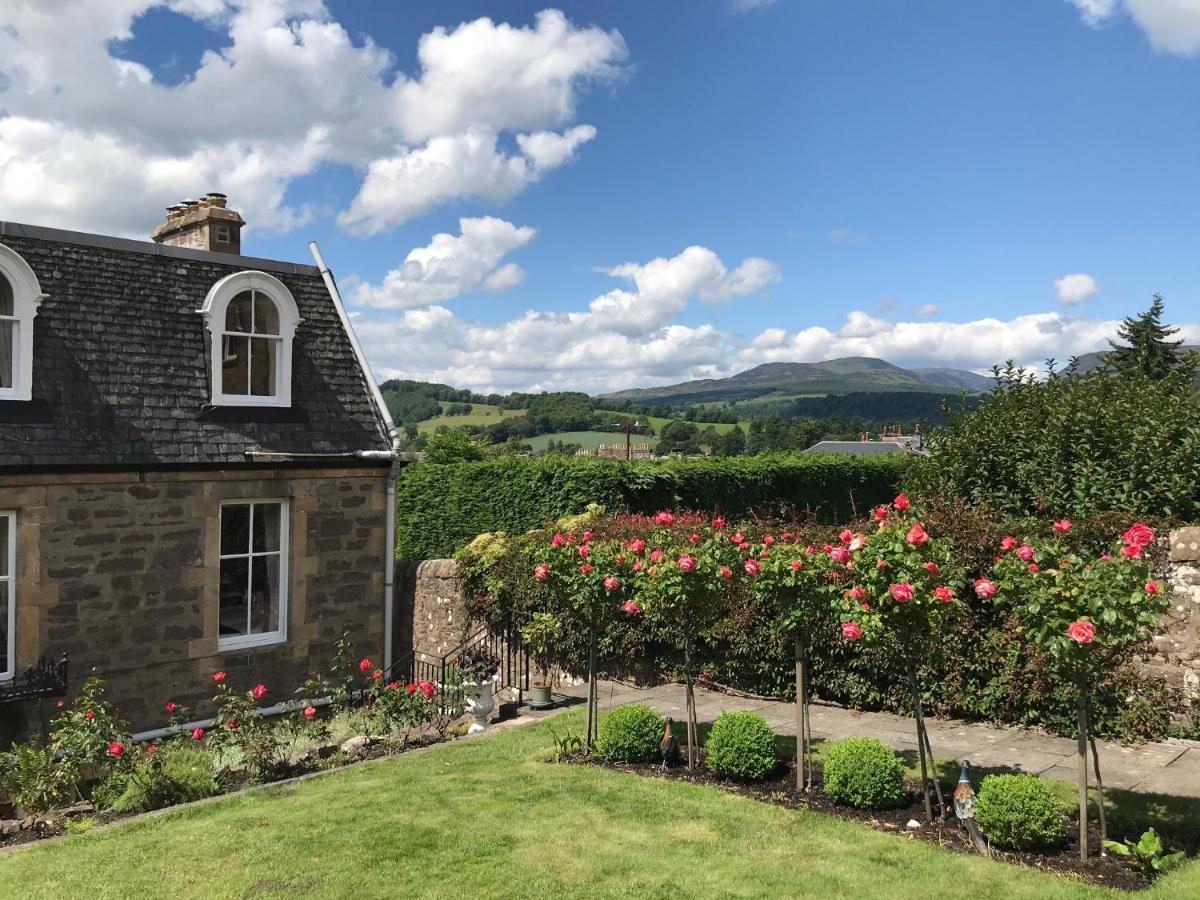 Triple Room with Garden View