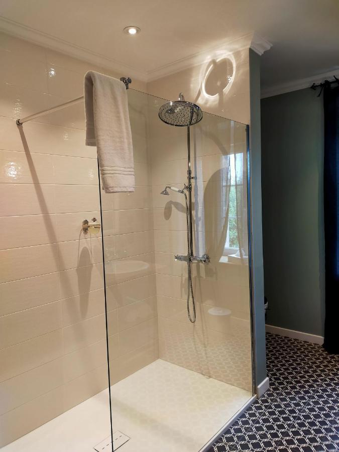 Quarto Duplo com Vista Jardim