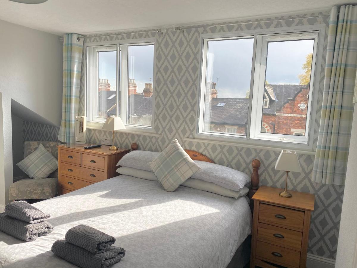Standard Double Room,1105791819:JPEG