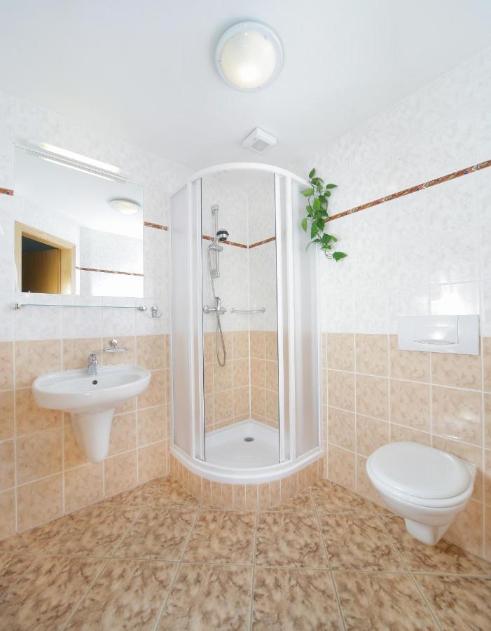 Doppelzimmer mit Zustellbett