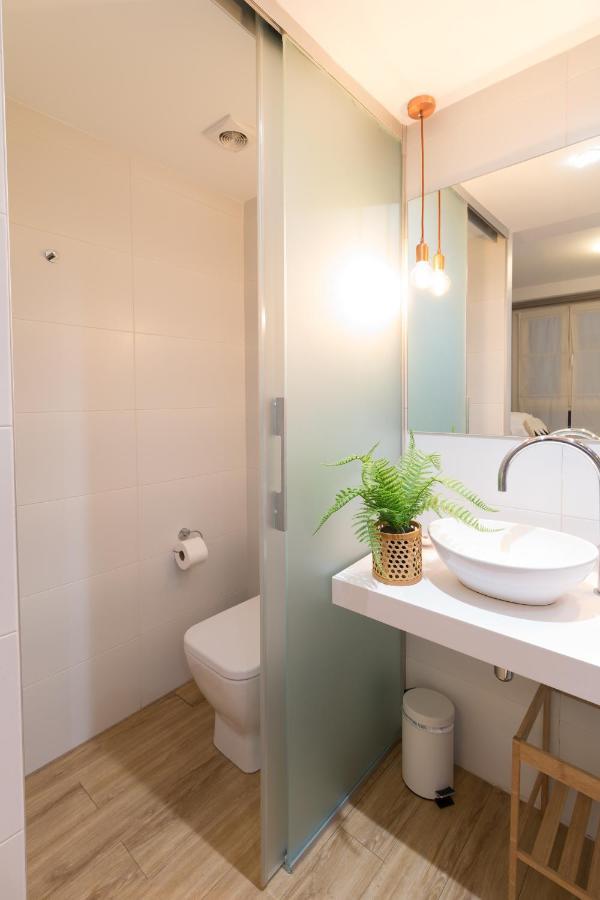 Single Room Private Bathroom,1132576989:JPEG