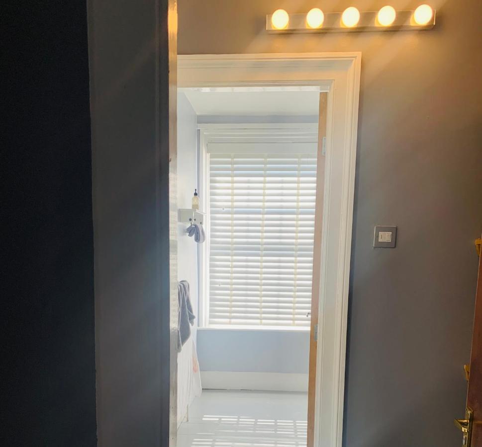 Large Double Room,1199303794:JPEG