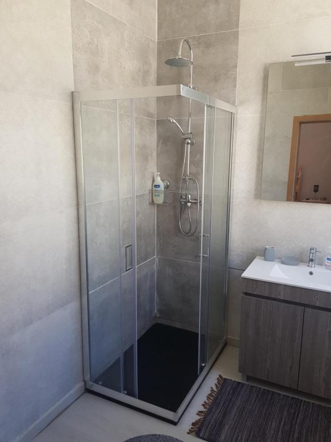 Doppel-/Zweibettzimmer mit eigenem Bad