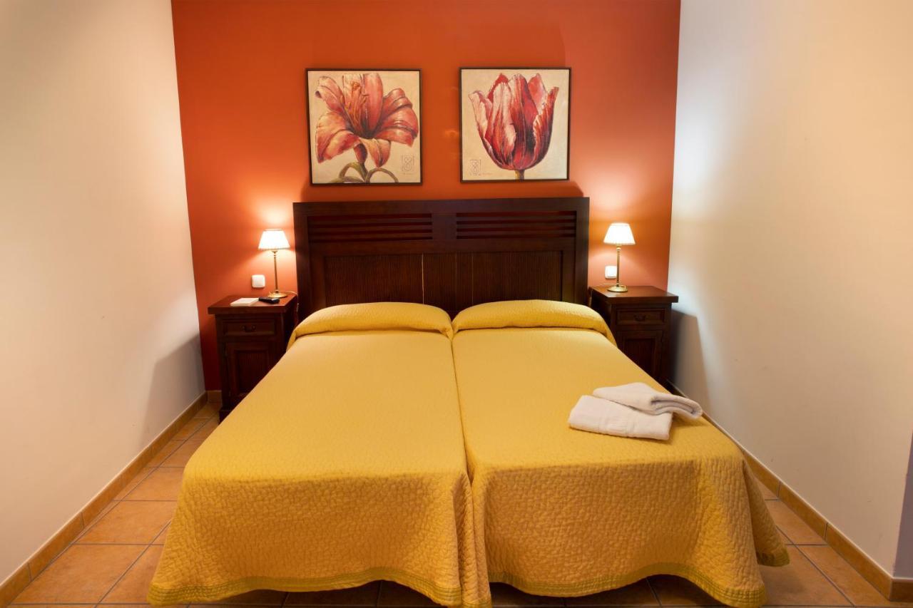 Twin Room,1135288909:JPEG