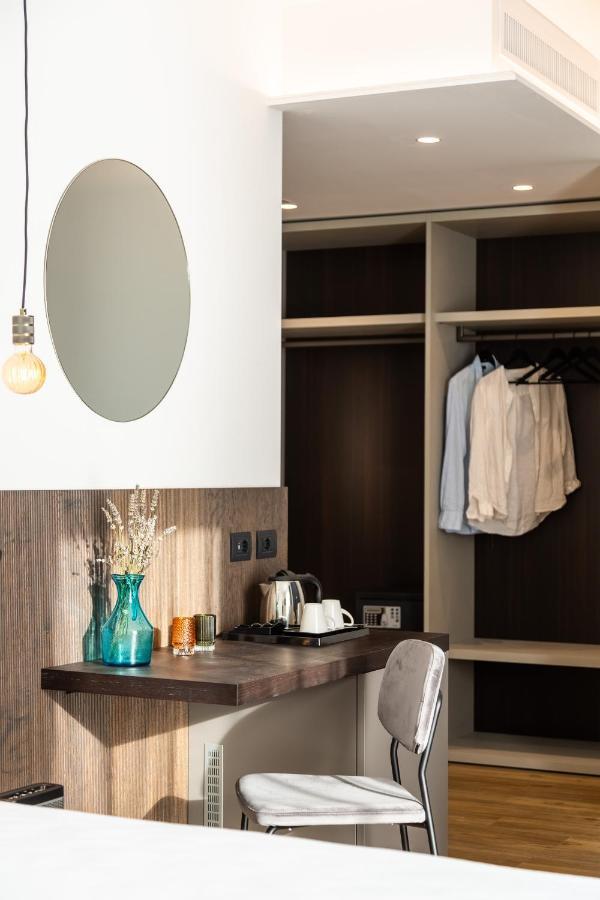 Superior Double or Twin Room with Lake View,1141128376:JPEG