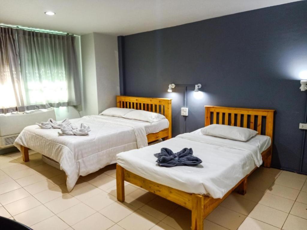 Triple Room with Private Bathroom