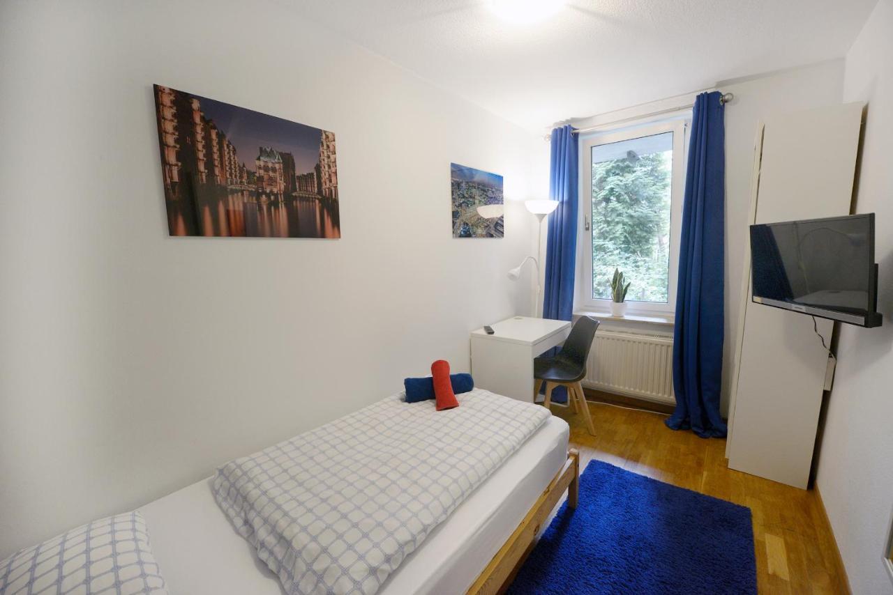 Einzelzimmer mit Gemeinschaftsdusche und -WC