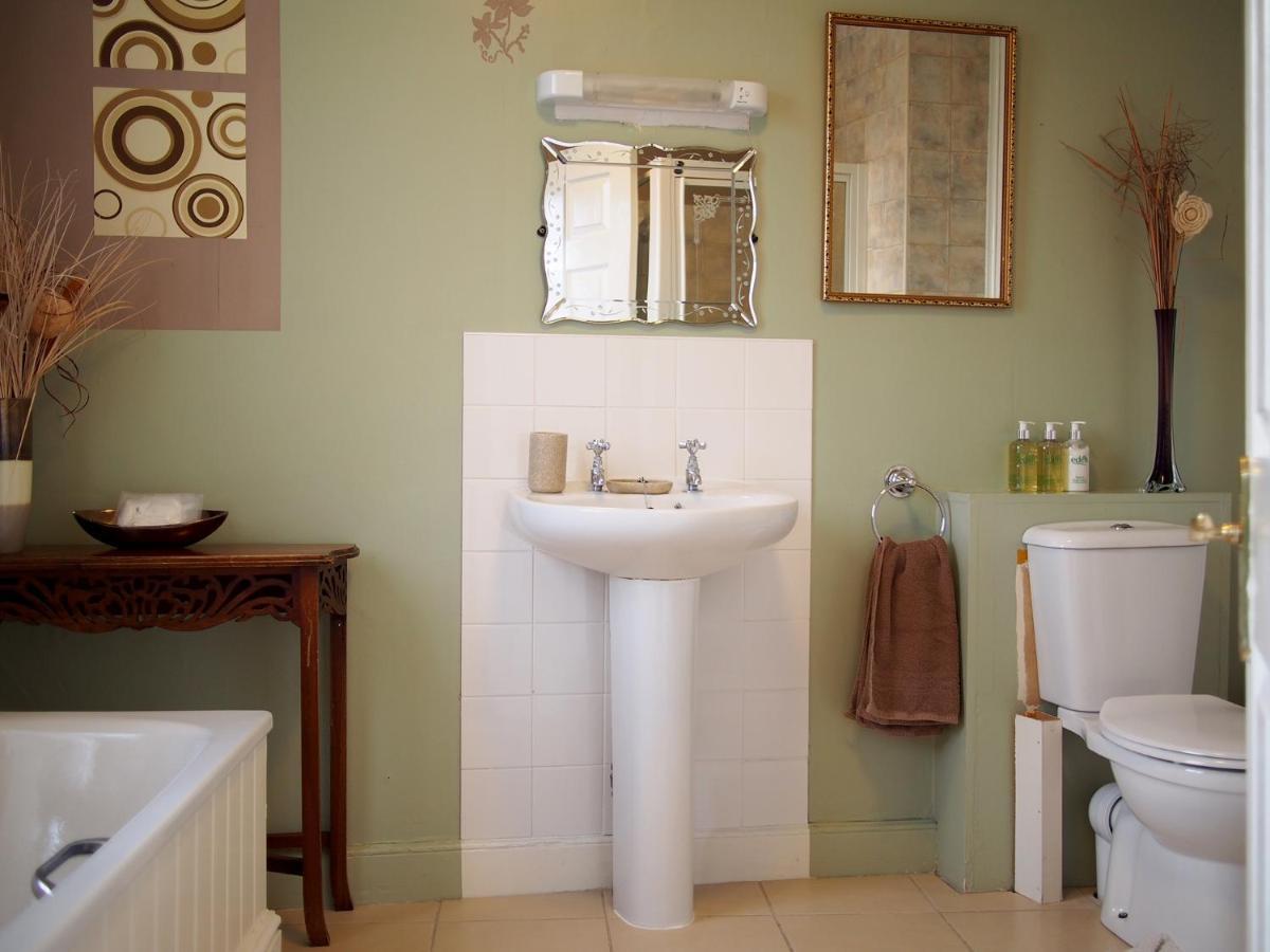 Standard Triple Room,821896202:JPEG