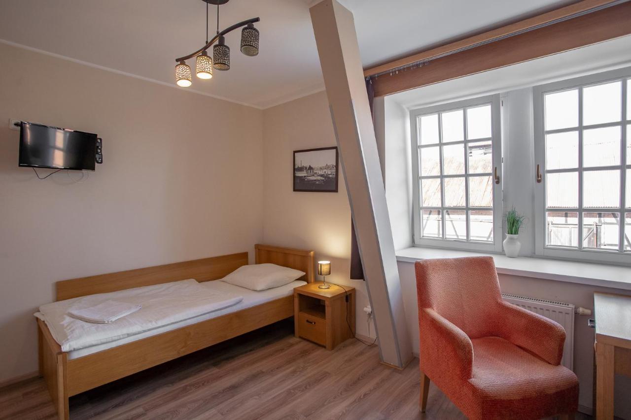 Standard Single Room,1589229236:JPEG