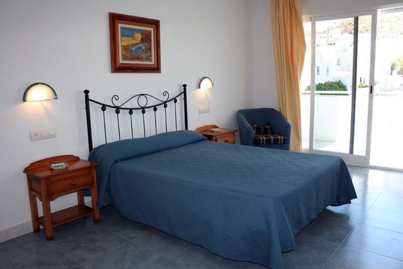 Double or Twin Room,56438380:JPEG
