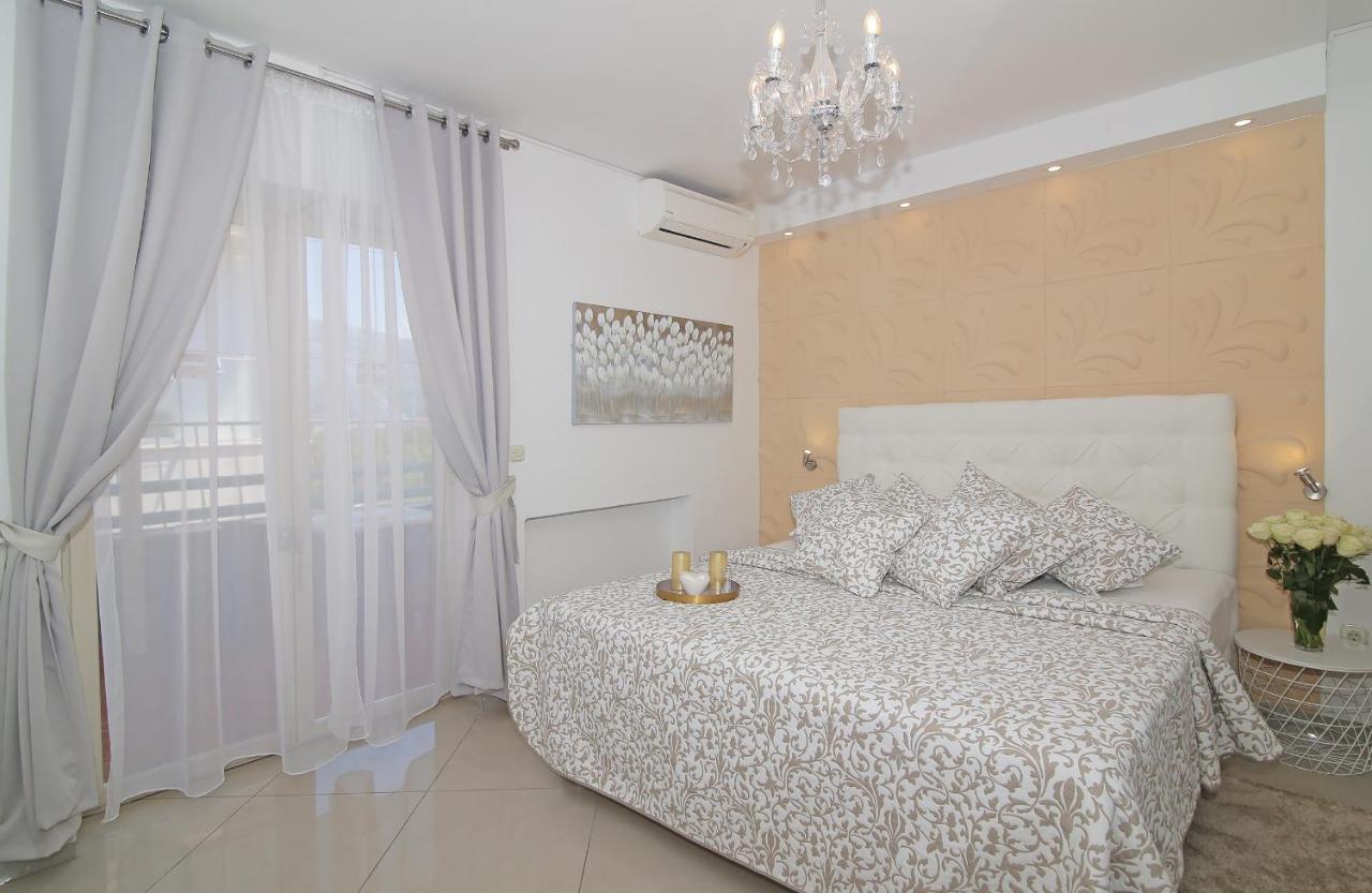 One Bedroom Apartment Terrace,1040740465:JPEG
