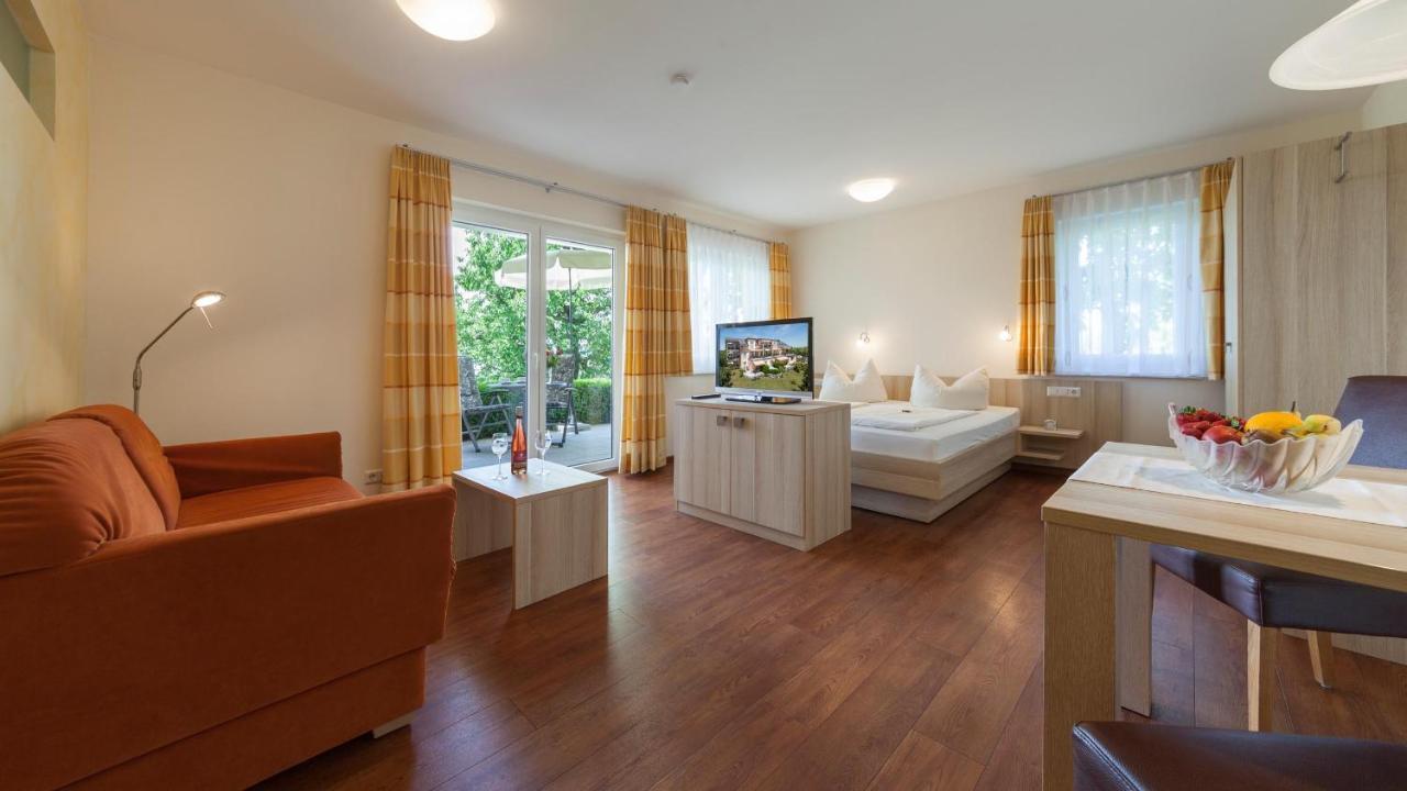 Doppelzimmer mit Seeblick