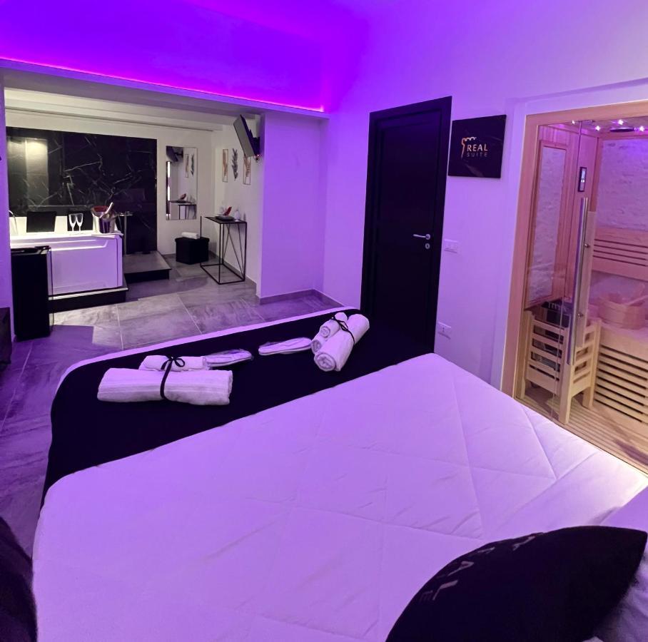 King Room Spa Bath