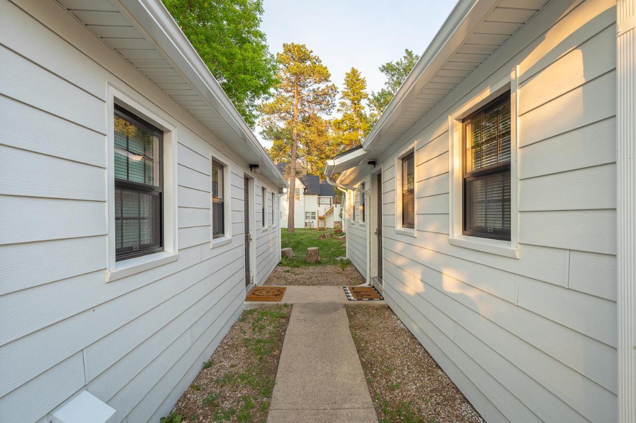 One-Bedroom House,1184479641:JPEG