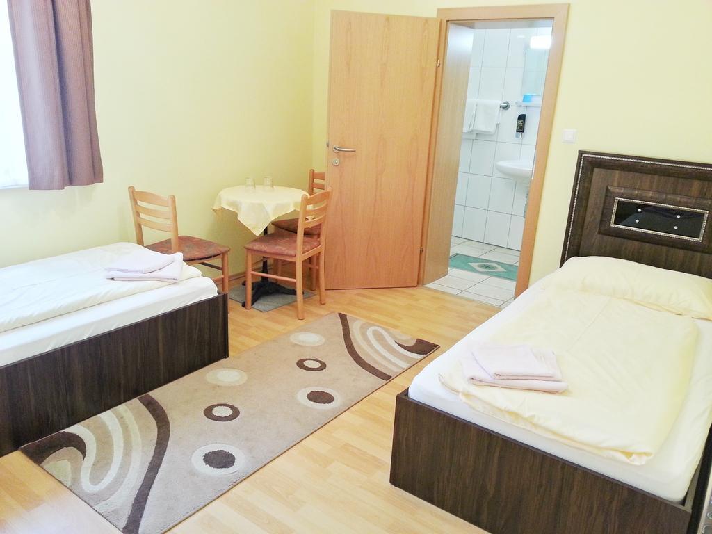 Vierbettzimmer