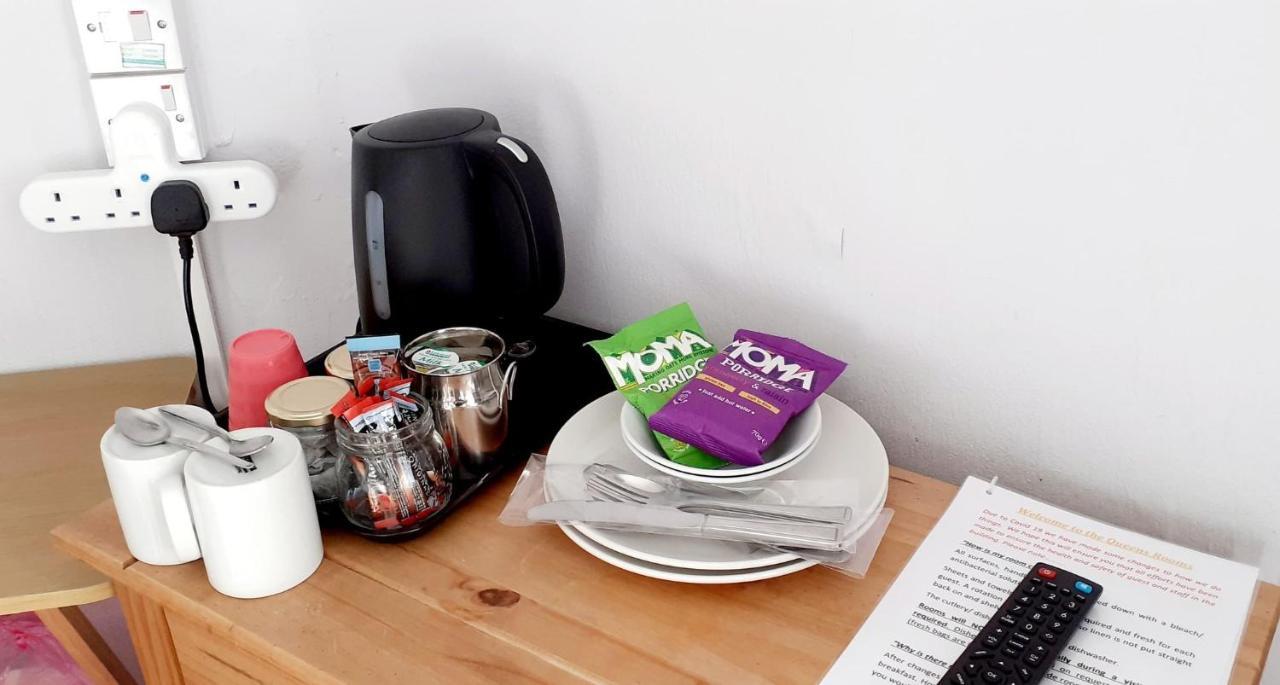 Double or Twin Room with Private Bathroom,1198614961:JPEG