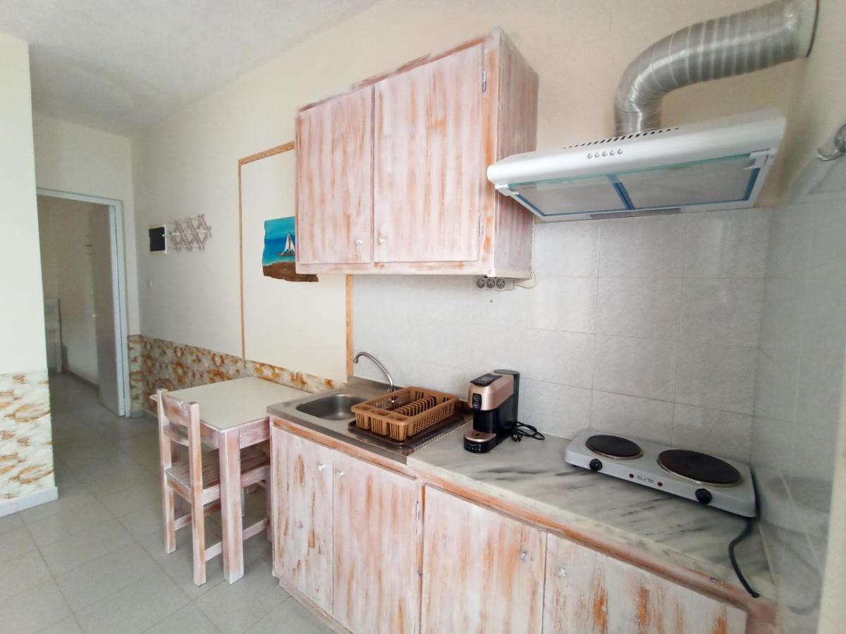 One-Bedroom Apartment with Sea View