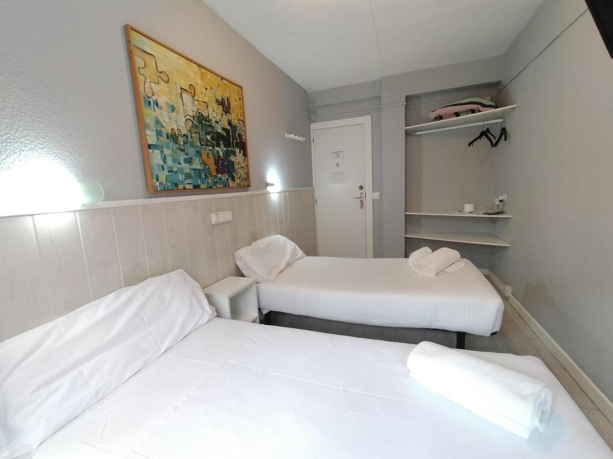 Twin Room with Shared Bathroom