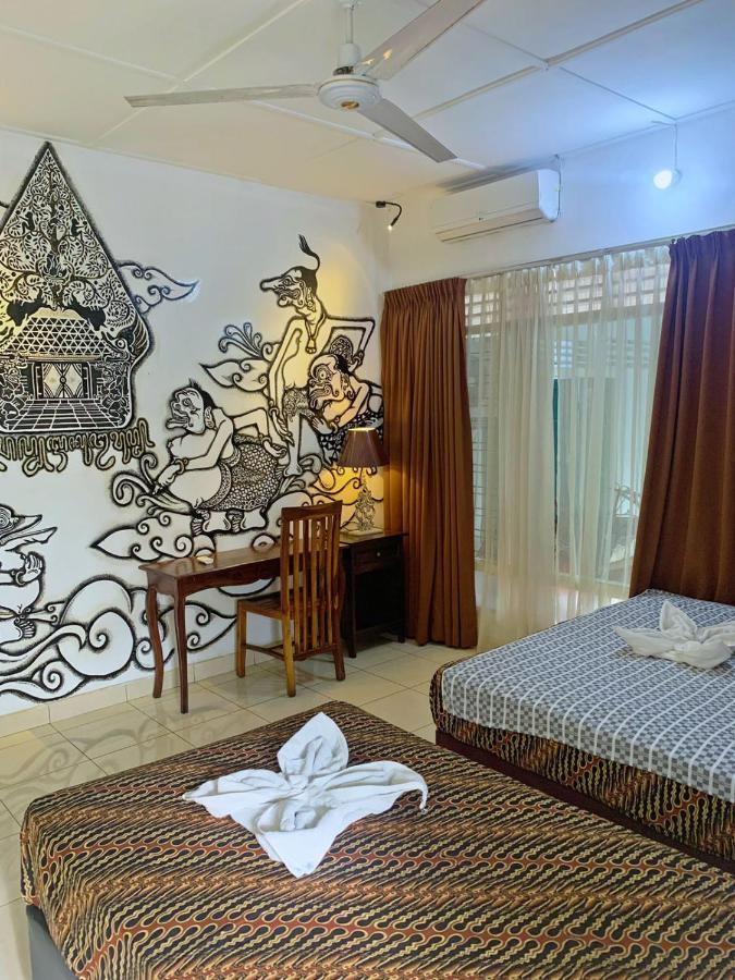 Triple Room with Private Bathroom