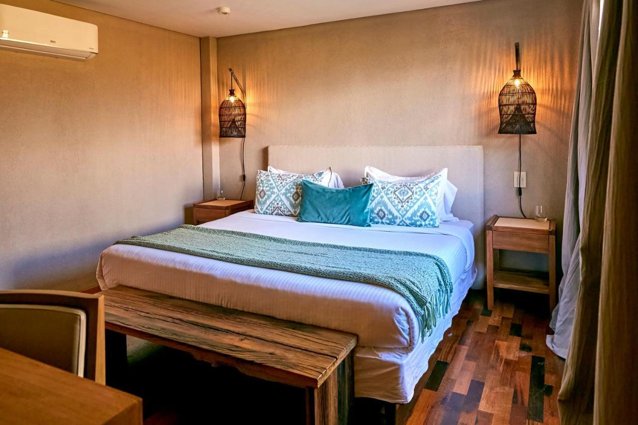 Suite with Mountain View