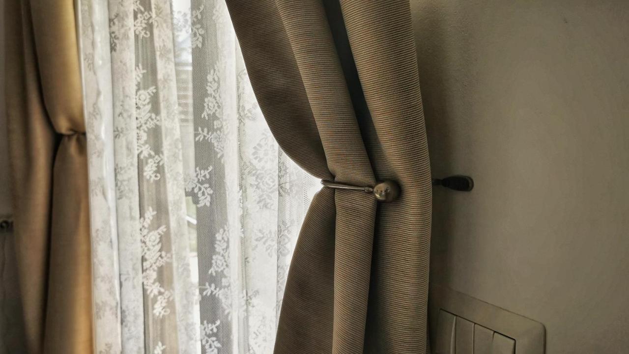Camera Matrimoniale con Letto Supplementare
