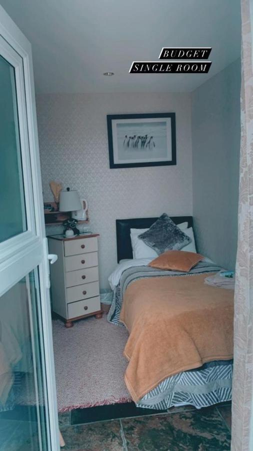 Budget Single Room,1243634548:JPEG