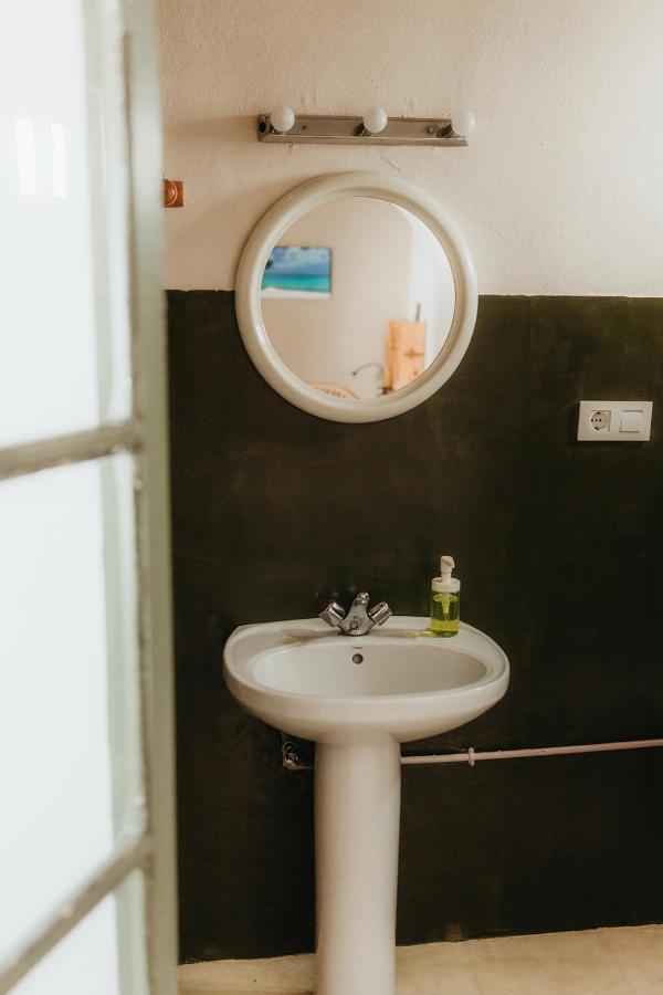 Single Room with Private Bathroom
