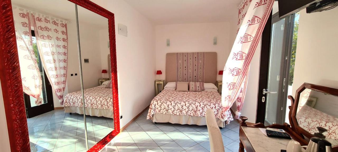 Triple Room with Sea View