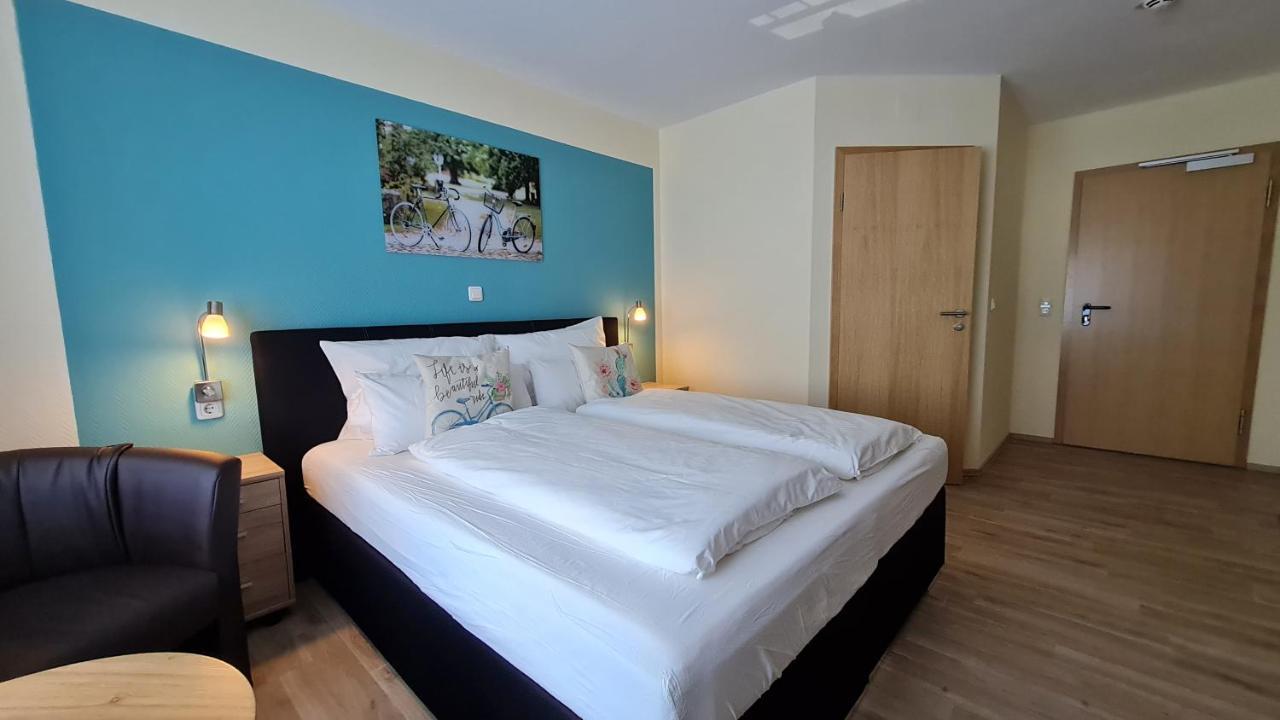 Deluxe Doppelzimmer (2 Erwachsene & 1 Kind)