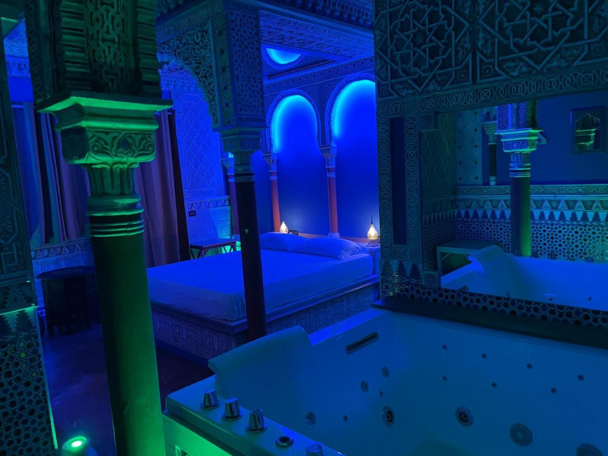 Queen Room Spa Bath