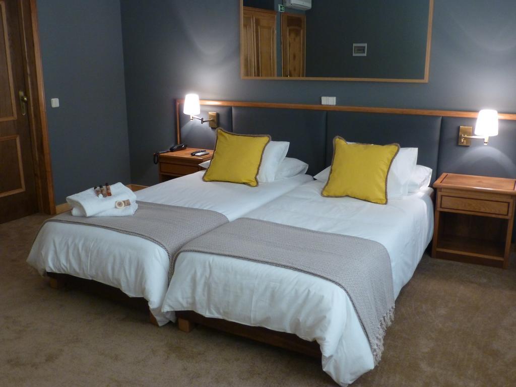 Twin Room,440975973:JPEG