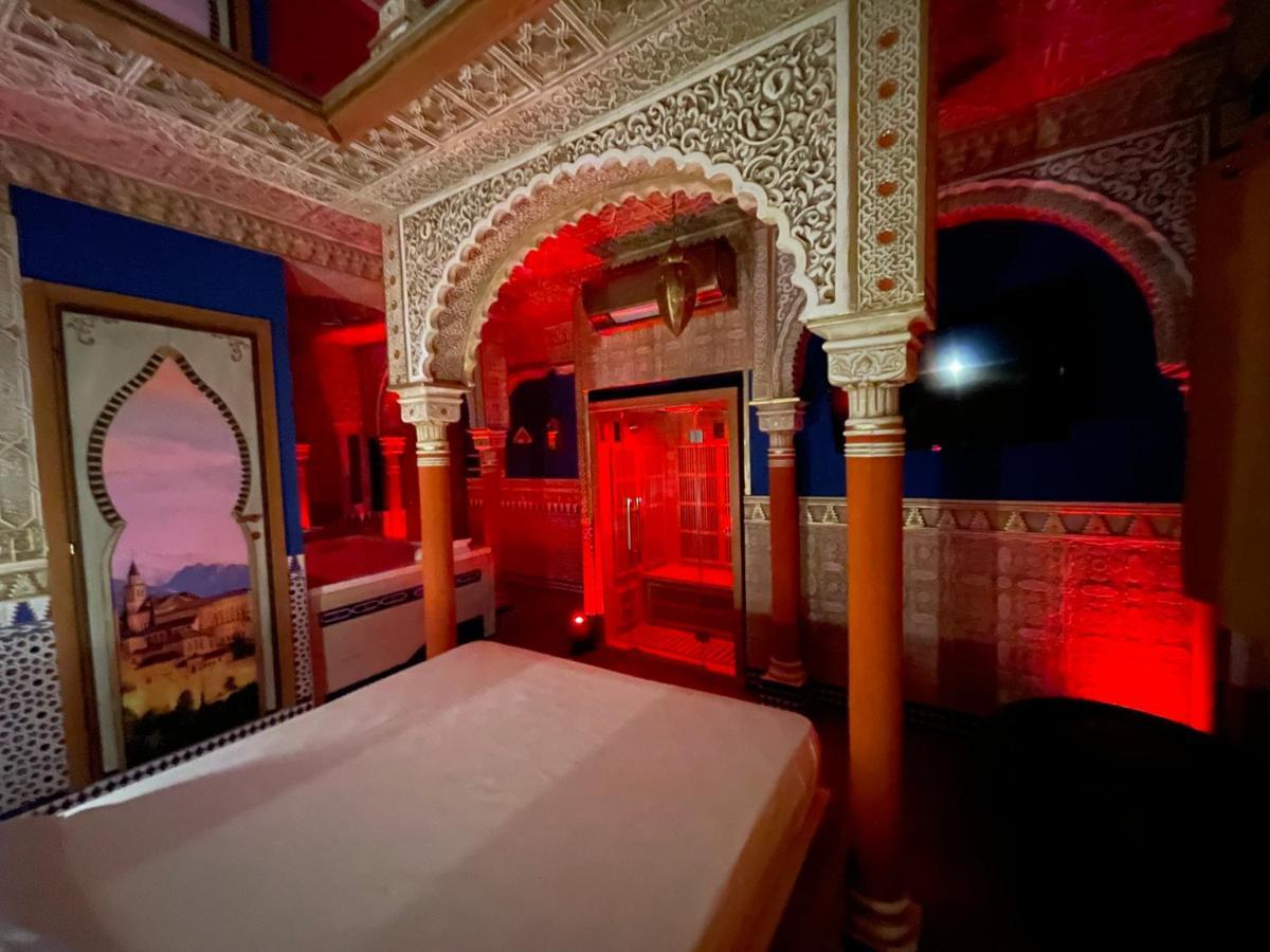 Queen Room Spa Bath