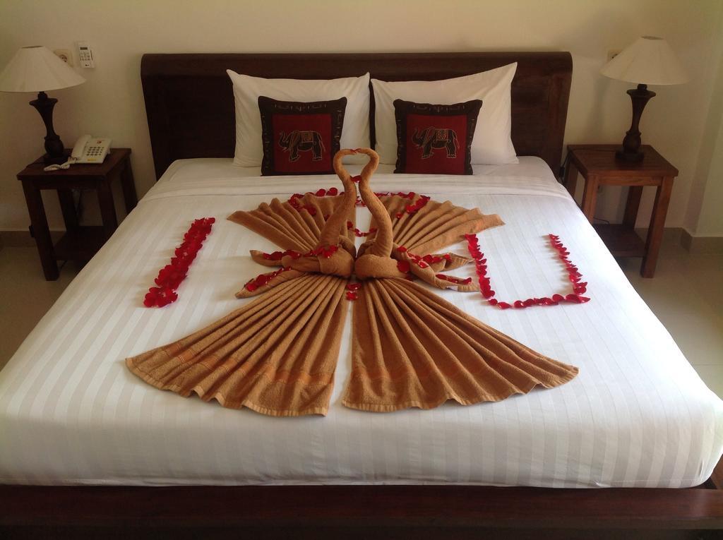 Deluxe Double Room,279878813:JPEG