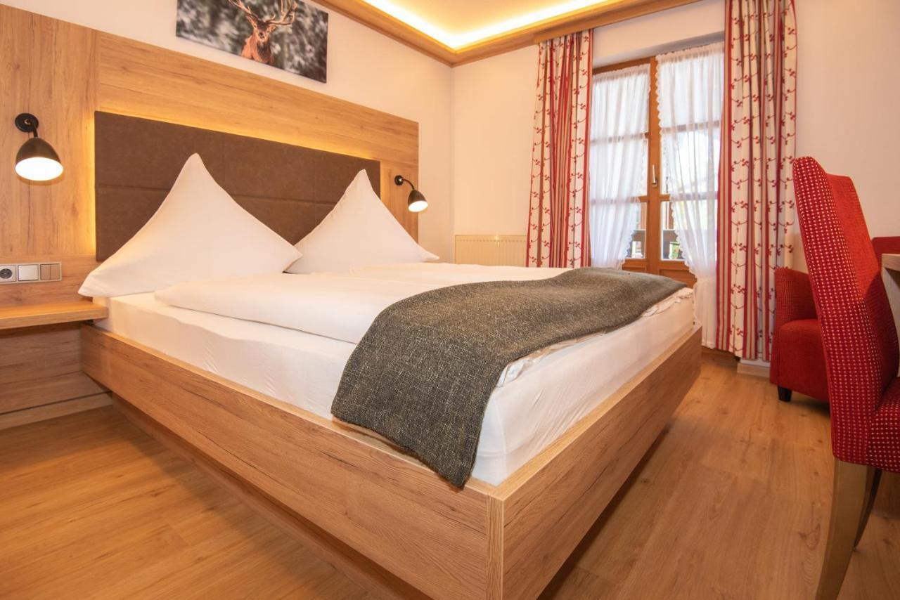 Doppelzimmer mit Balkon