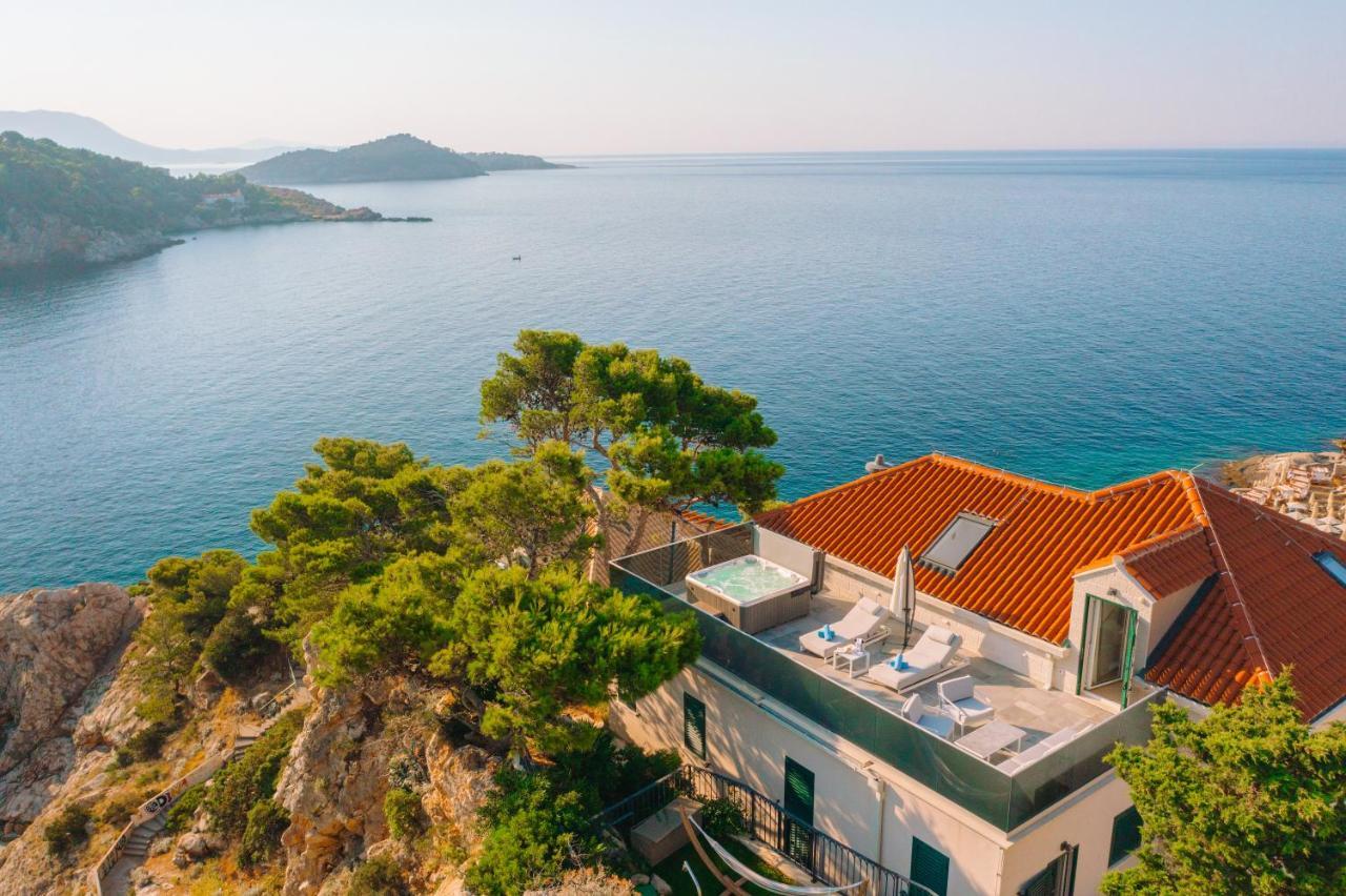 Penthouse Suite with Terrace and Whirlpool
