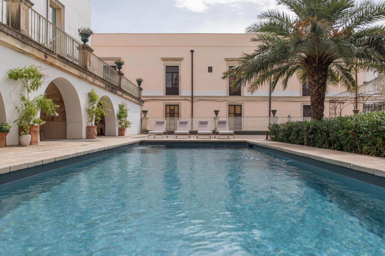 Junior Suite with Shared Pool - Separate Building