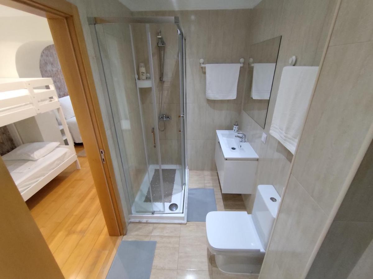 Habitación Familiar con baño privado